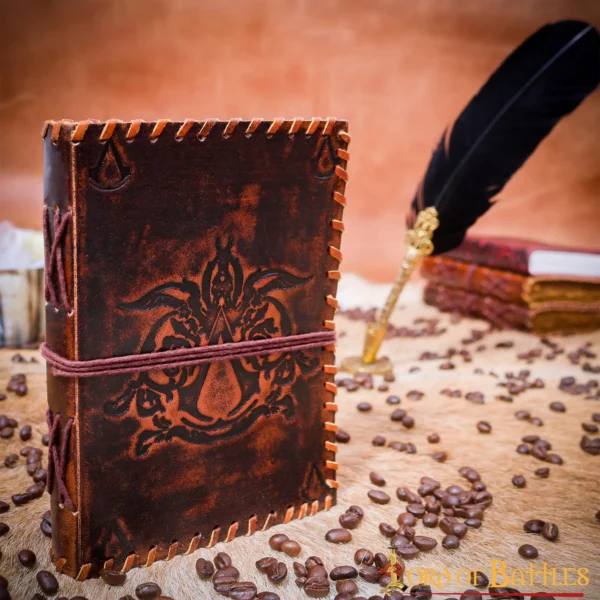 Diario de Assassins Creed en Cuero con Hojas de Papel Envejecidas - Imagen 3