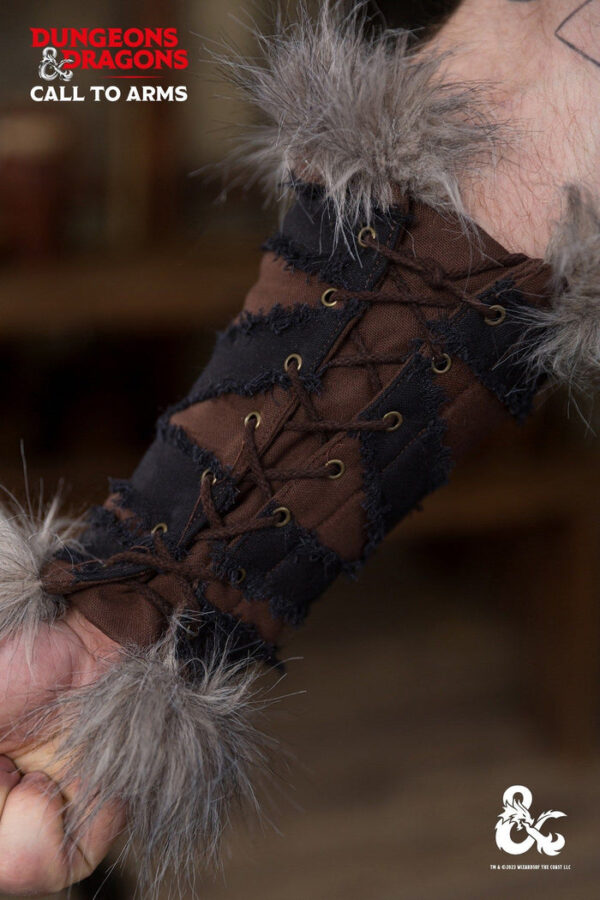 Dungeons & Dragons Barbarian Bracers Brown/Black - Imagen 2