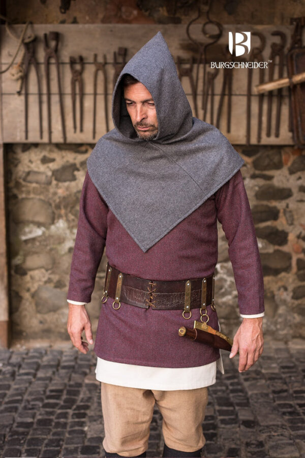 Skjoldehamn Cowl Bjorn Grey translates to "Capucha Skjoldehamn Bjorn Gris"" in Spanish."