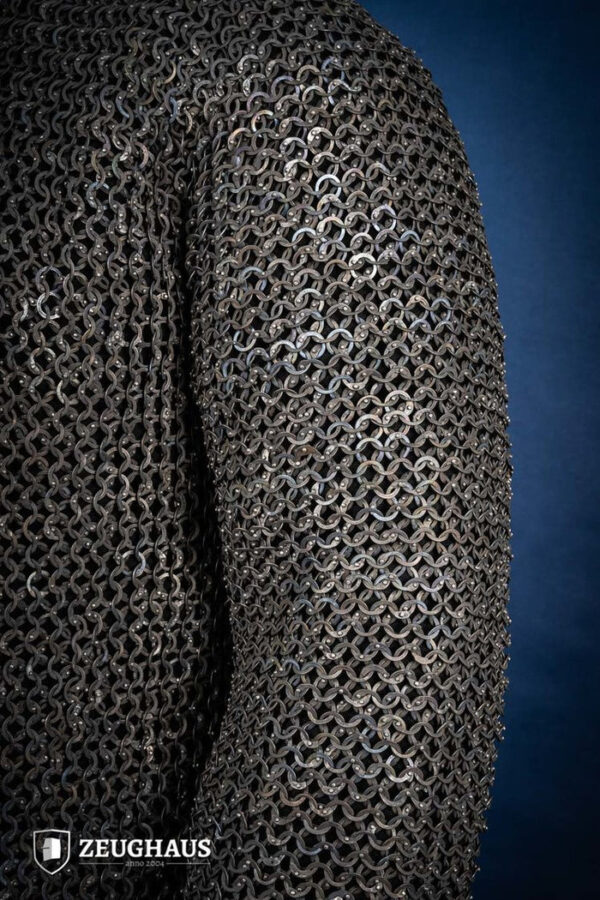 Chainmail Hauberk Flatring Riveted 9mm Titanium - Imagen 2