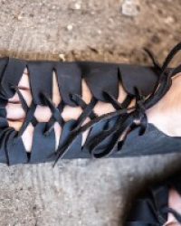 003-bundschuhe-aus-nubukleder-schwarz_135