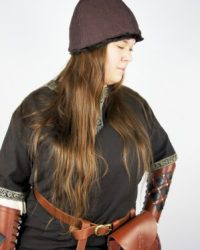 1920-wikingerkappe-ulf-braun-mit-dunkelbraunem-fell