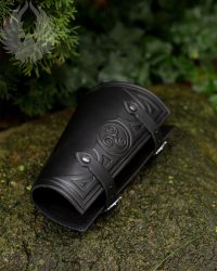 Artemis_Bogensch-tzen-Armschutz_Celtic_Gross_Schwarz_Outdoor