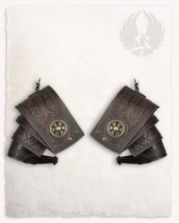 Gawain_Pouldrons_Brown_both_600x600