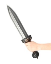 Gladius-Foam-Larp-Dagger-Calimacil-hands