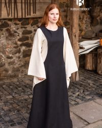 Isabella-schwarz-1.DwYzY9
