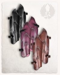 alistair_beinschienen_2nd_ed_collage_600x600