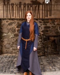 asua-blau.CyymCE_700x1051_crop_center