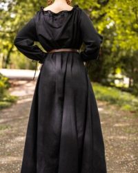 bodenlanges-langarmkleid-mechthild-schwarz9