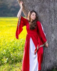 edles-viskosekleid-ivette-rot-weiss