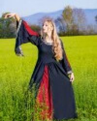 edles-viskosekleid-ivette-schwarz-rot
