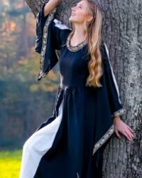 edles-viskosekleid-ivette-schwarz-weiss