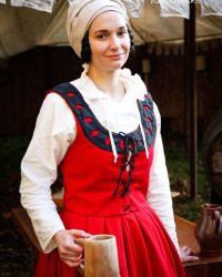 flora-mieder-1.8wvmwK_700x1050_crop_center