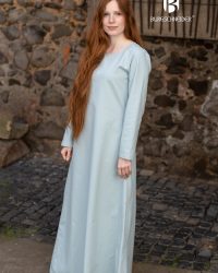 freya-eisblau.Iy9IMo_700x1051_crop_center