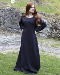 freya-schwarz_1600x1600