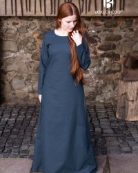 freya-waidblau_700x1051_crop_center