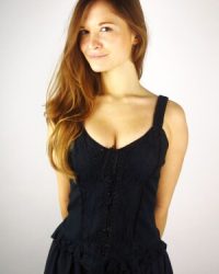 gothic-miedertop-enya-schwarz