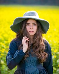 handgefertigter-hut-eleganz-grau