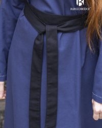 hedwig-schwarz.fBreSU_700x1051_crop_center