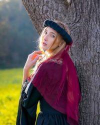 jungfernkranz-chiara-schwarz-rot