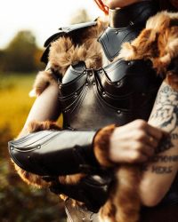 lilith_brau_armschienens6hkyyknucco9_1280x1280.pagespeed.ce_.uwwEghuxMa