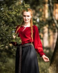 mittelalterbluse-edith-rot15