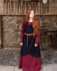 myrana-blau.asMvti_700x1051_crop_center