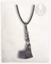 necklace_axe-Kopie-2
