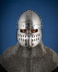 normanischer-spangenhelm-mit-gesichtsplatte-16mm-poliert.2o72sw.ElhszU_700x1050_crop_center