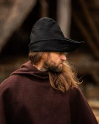 robin-hood-hut-schwarz