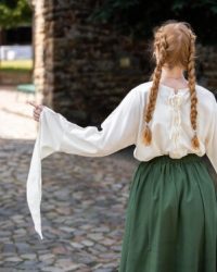 trompetenaermel-bluse-irma-natur7