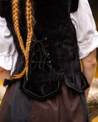 uniformweste-adaliz-schwarz8