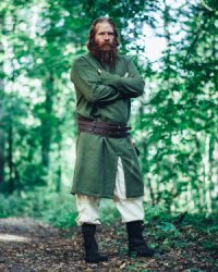 wikinger-longtunika-lennart-gruen