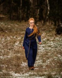 wikinger-unterkleid-helga-blau7