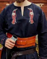 wikingertunika-hugin-und-munin-schwarz2