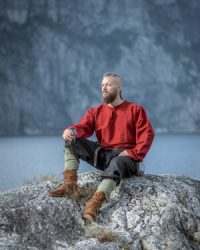 wikingertunika-ivar-rot6